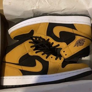 Jordan 1’s. Size 5.5